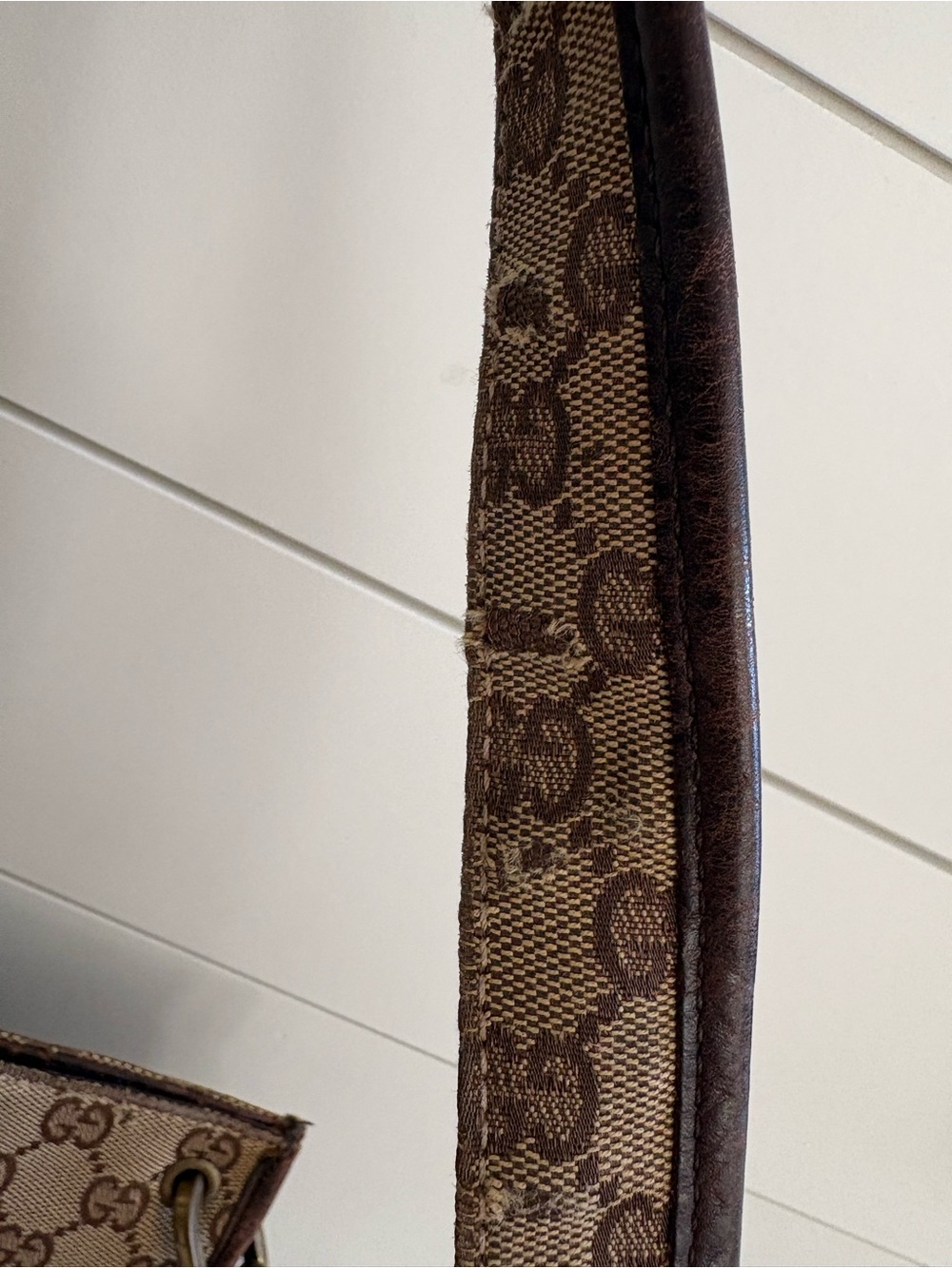 Gucci Brown GG Supreme Canvas Messenger Bag with Dark Brown Trim WORN - Picture 4 of 16